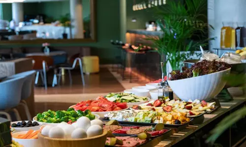 هتل گلدن تولیپ دیزاین تفلیس